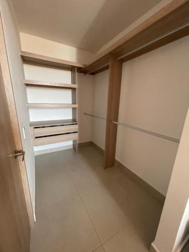 Apartamento Moderno Conjunto Zafiro, Alameda Del R�o.