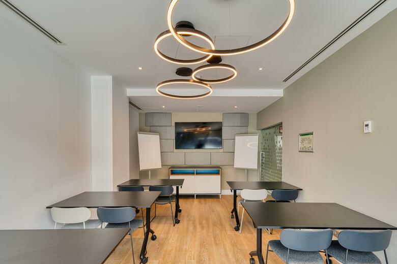 Hotel Holiday Inn Express Madrid Airport