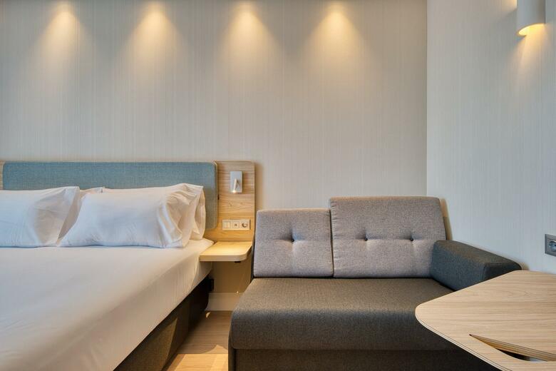 Hotel Holiday Inn Express Madrid Airport