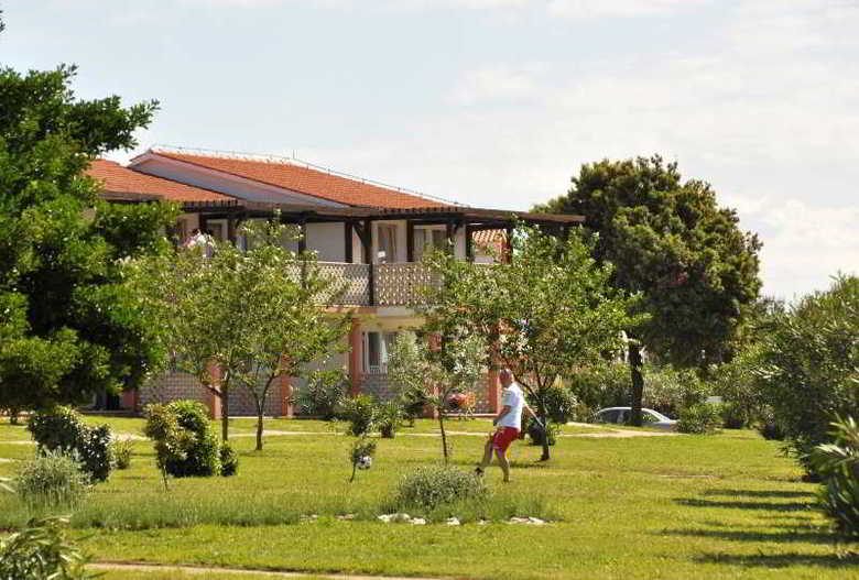 Kazela Resort
