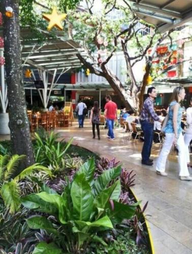 Apartamento Stylish Loft, Balcony, Fast Internet, Parking 210