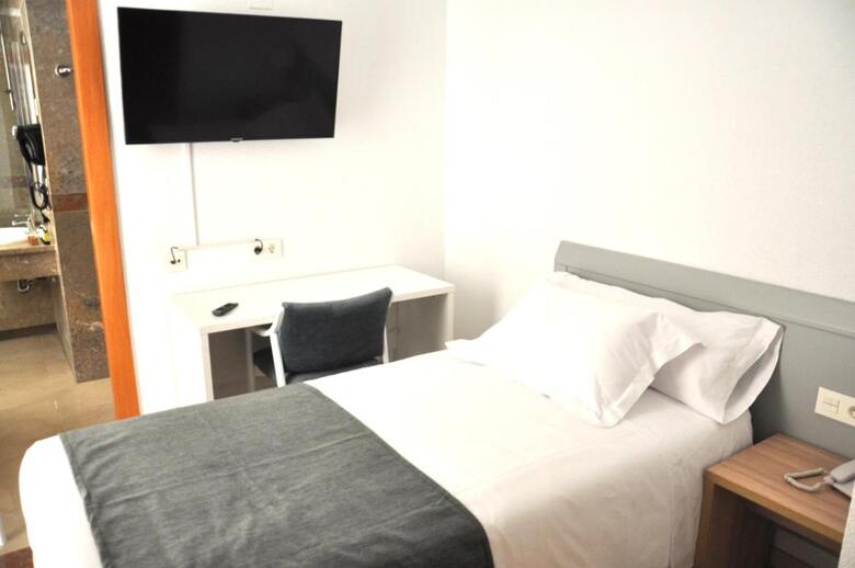 Neo Hotel