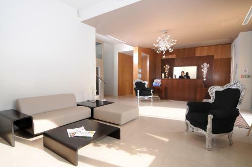 Hotel A�va