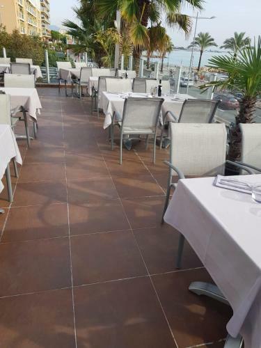 Hotel A�va