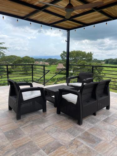 Hermosa Casa Finca Con Mesa De Billar