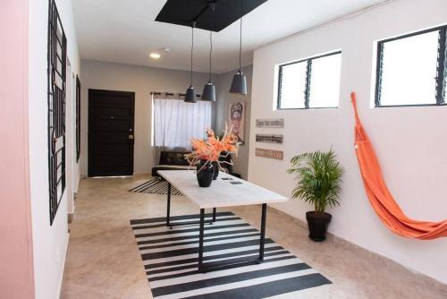Apartamento Pleasant House 20 People In Laureles