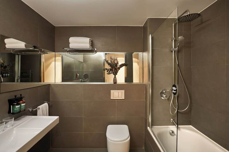 Crowne Plaza Madrid - Centre Retiro An Ihg Hotel