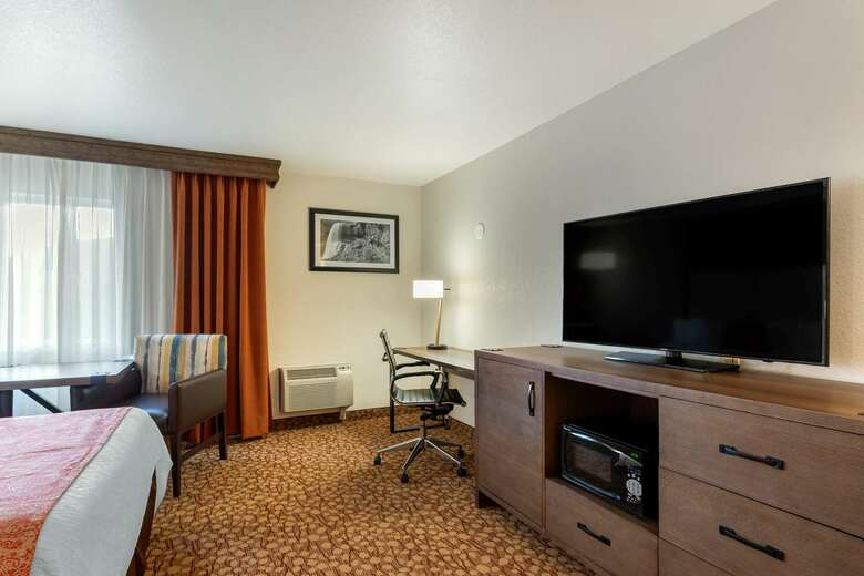 Hotel Best Western Plus Mill Creek Inn
