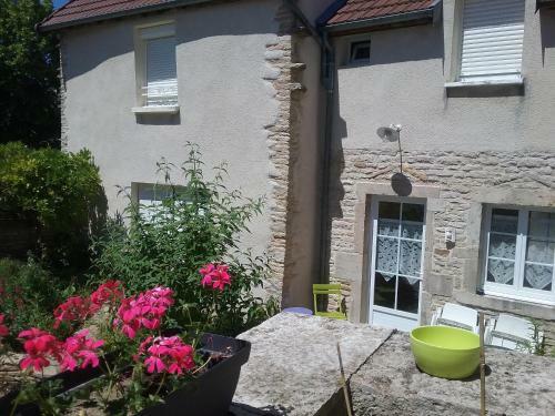Holiday Home G�te Des Hautes C�tes De Beaune