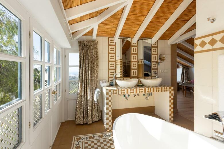 Casablu - An Andalusian Boutique Hotel
