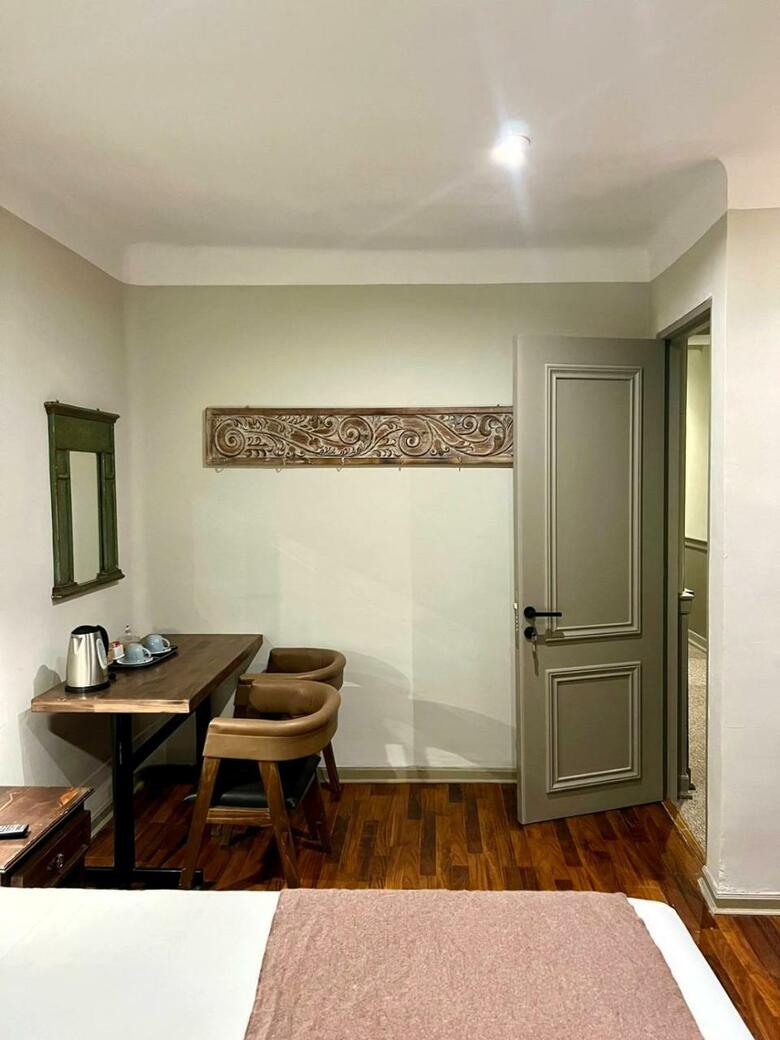 Hotel Montes Central