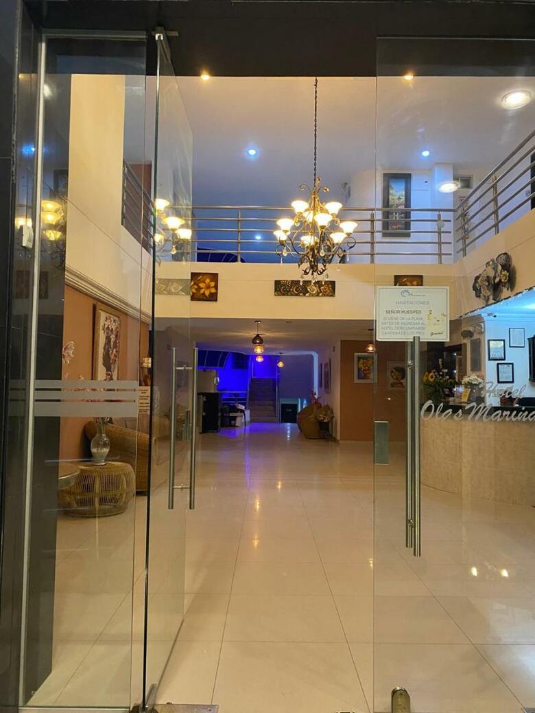 Hotel Olas Marinas Inn