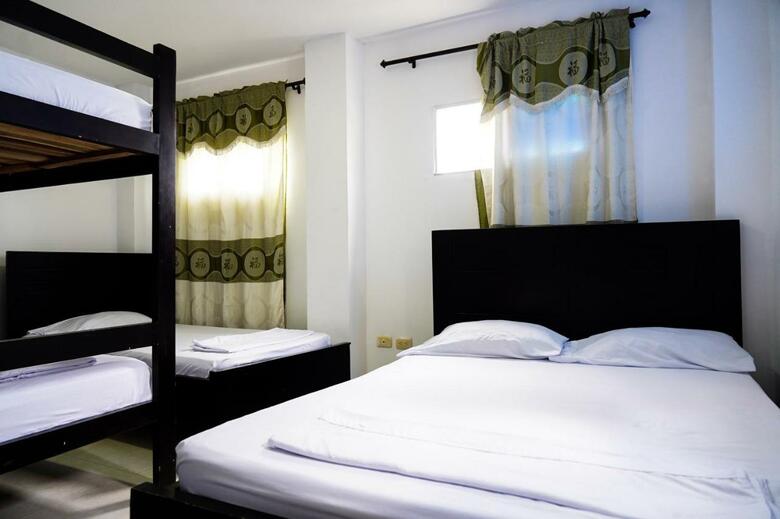 Hotel Jiisot Camarones Inn