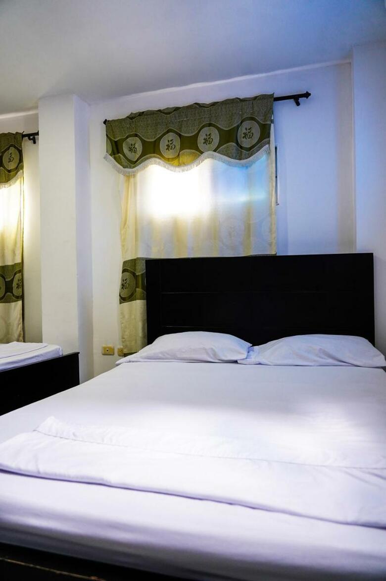 Hotel Jiisot Camarones Inn