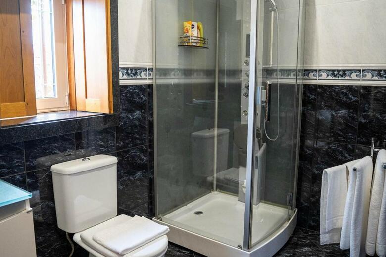 Bed & Breakfast Eleg�ncia & Carros Hotel