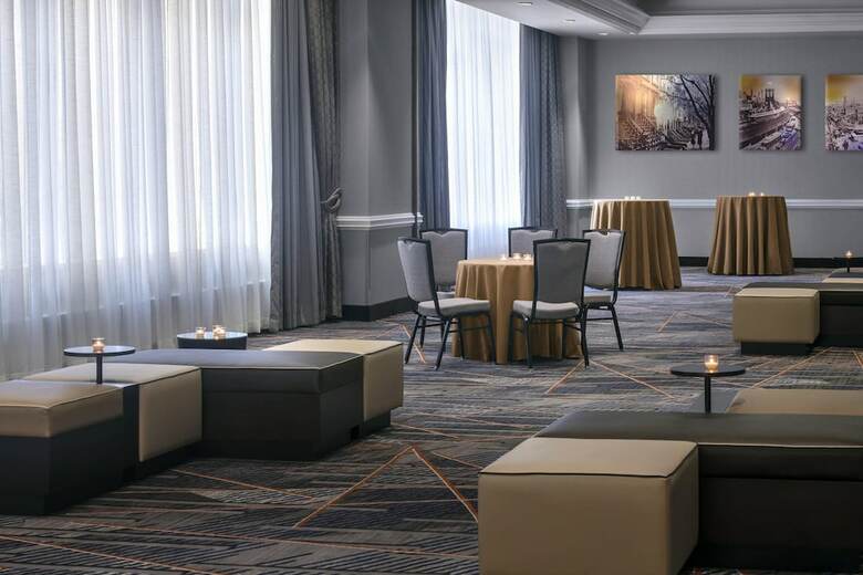 Hotel New York Marriott At The Brooklyn Bridge