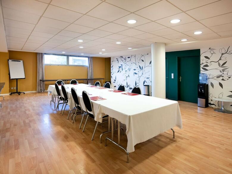 Hotel Ibis Styles Chatenay-malabry Paris Sud