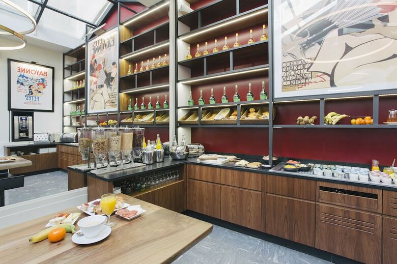 Mercure Bayonne Centre Le Grand Hotel
