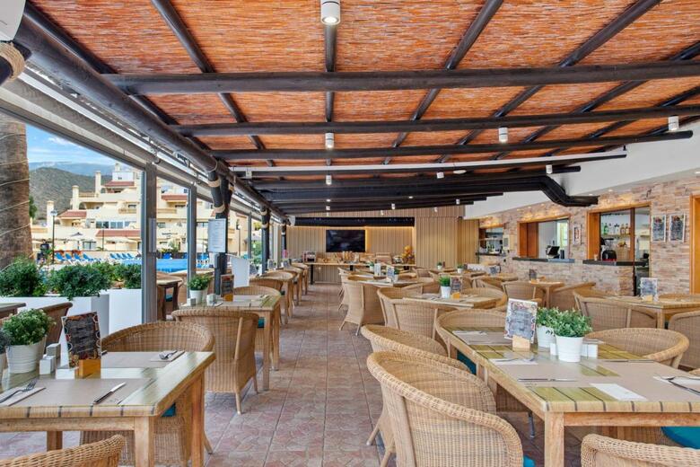 Hotel Ramada Residences By Wyndham Costa Adeje