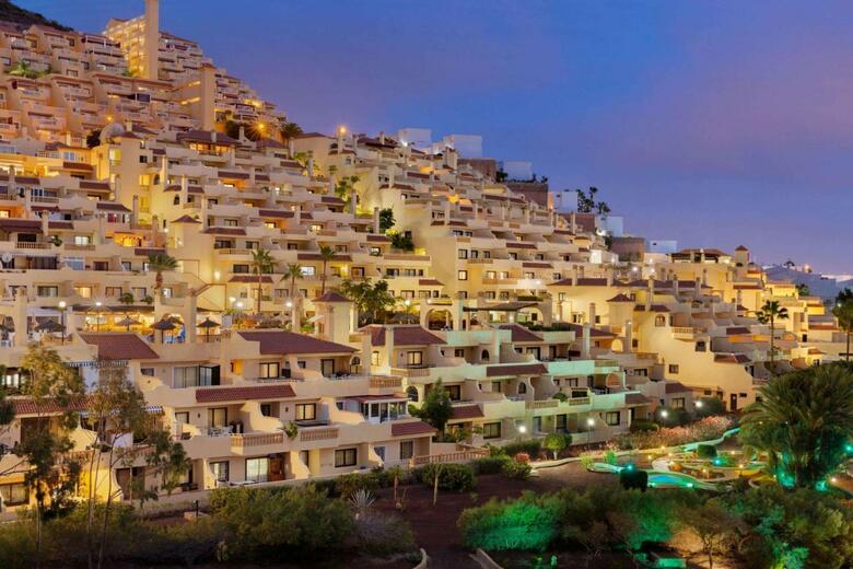Hotel Ramada Residences By Wyndham Costa Adeje