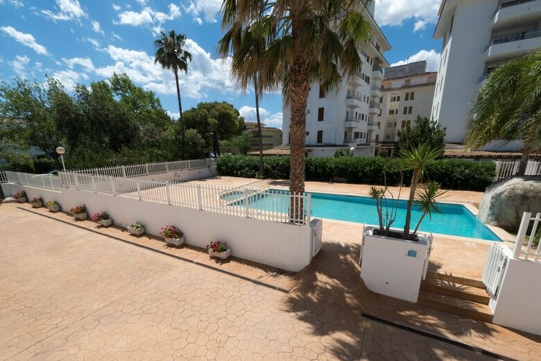 Aparthotel Apartamentos Olive Beach