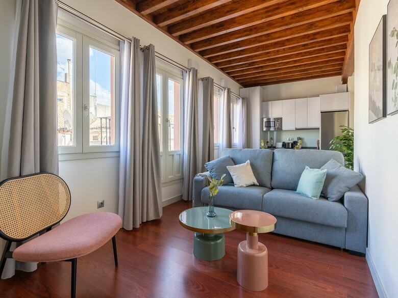 Aparthotel Limehome Granada Calle Mirasol