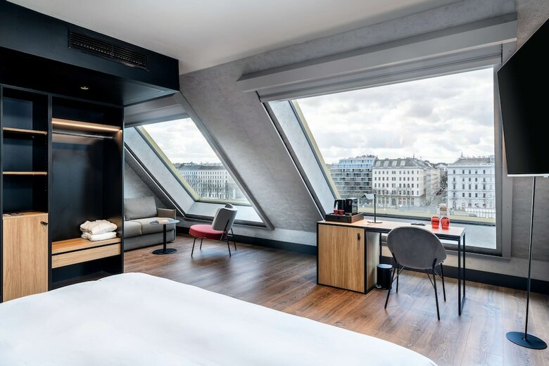 Radisson Red Hotel, Vienna