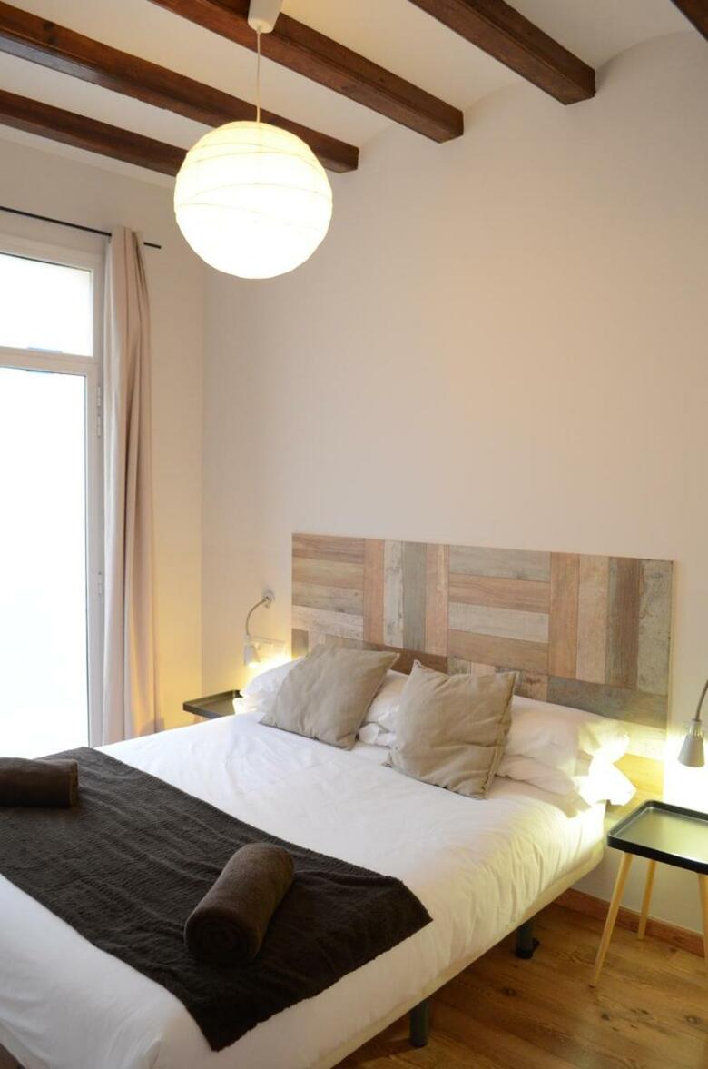 Poble Sec Apartments