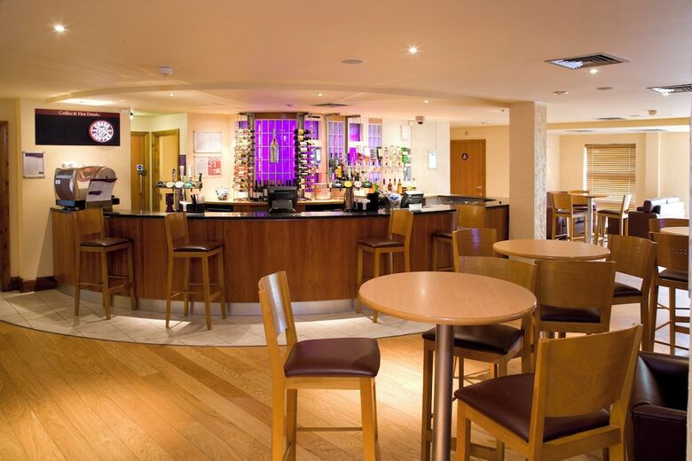 Hotel Premier Inn London Kew Bridge