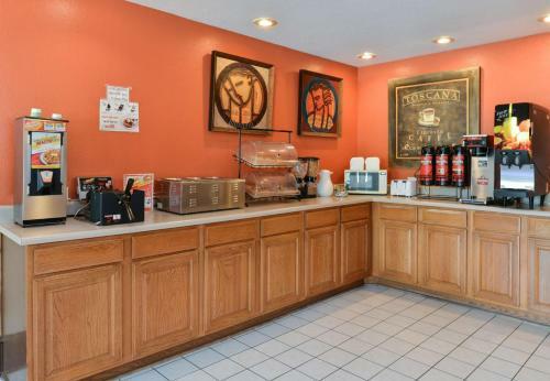 Motel Extended Stay Inn And Suites Kinder