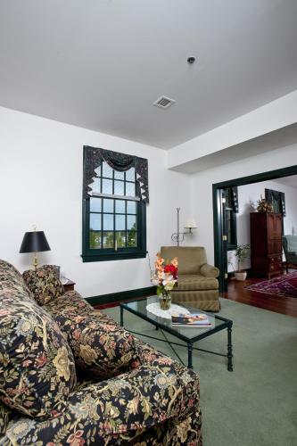 Posada Inn At Osprey Point