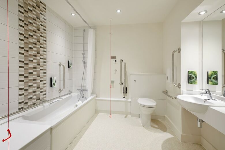 Hotel Premier Inn Haydock Park/m6 J23