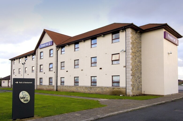 Hotel Premier Inn Haydock Park/m6 J23
