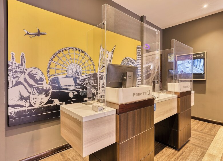Hotel Premier Inn Glasgow Cc St Enoch Square