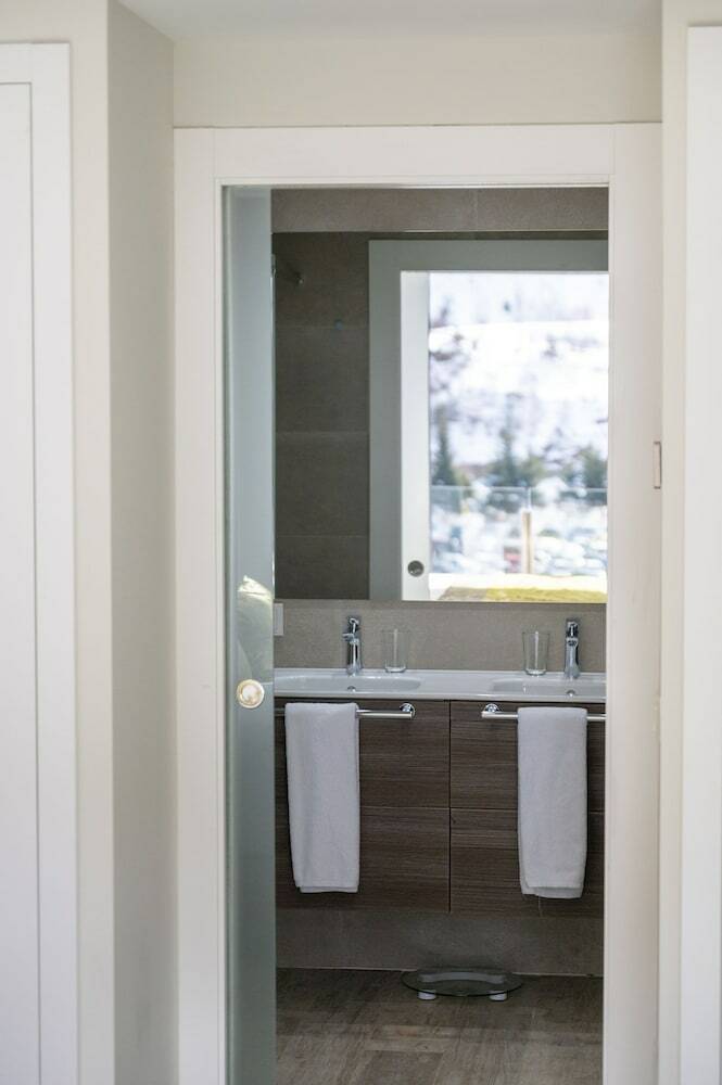 Apartamentos The Mirror & Spa By Elegant Residences