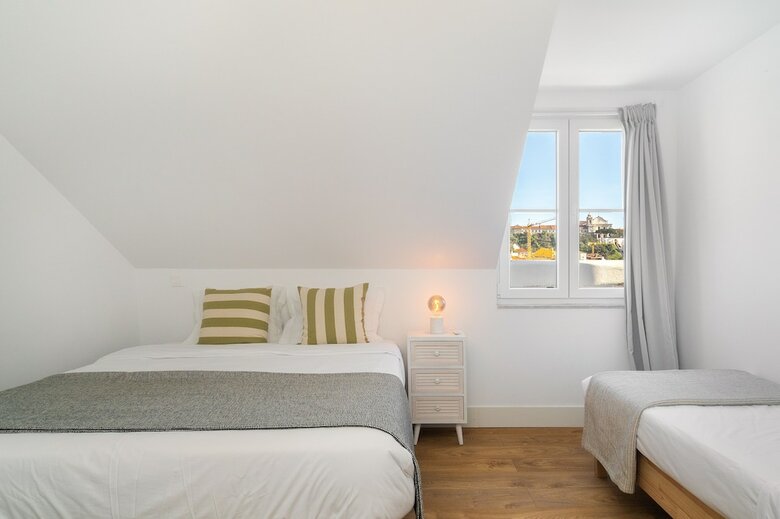 Modern Lisbon Apartments By Soulplaces