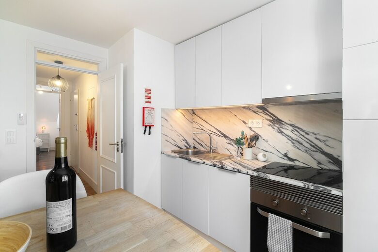 Modern Lisbon Apartments By Soulplaces