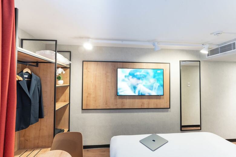 Hotel Ibis Paris Nord Porte De Saint Ouen