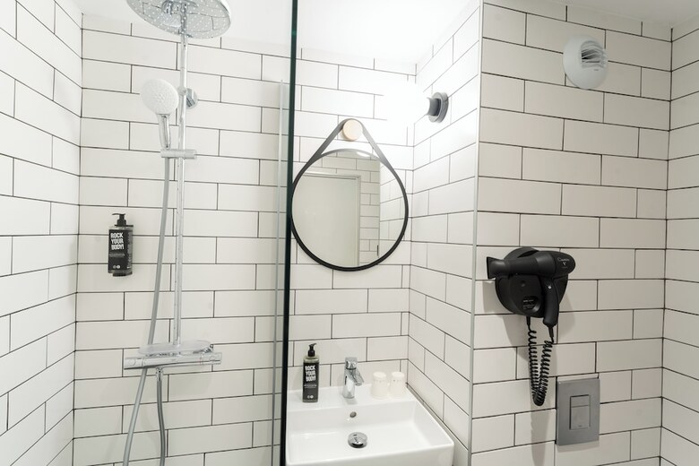 Hotel Ibis Paris Nord Porte De Saint Ouen