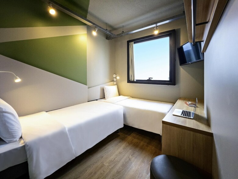 Hotel Ibis Budget Cambori�
