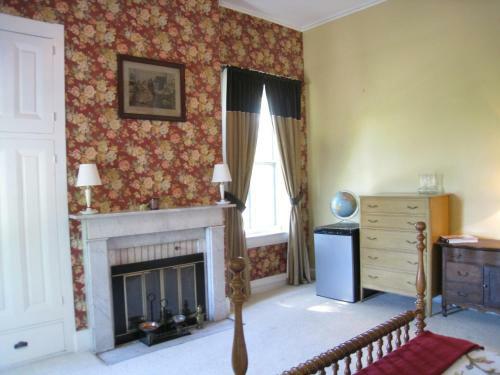 Allegheny Street Bed &amp; Breakfast