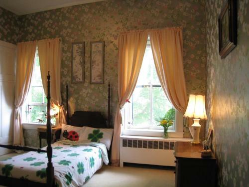 Allegheny Street Bed &amp; Breakfast