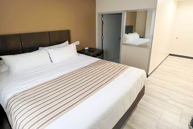 Hotel Rodeway Inn Brooklyn - Brownsville