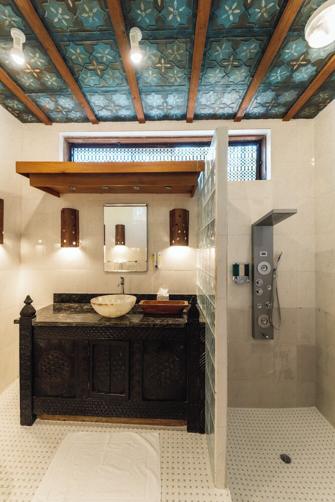 Caille Blanc Villa & Hotel - Adults Only