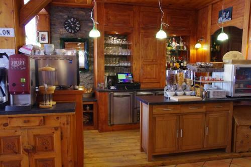 Hotel La Cl� Des Champs