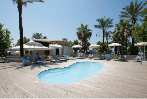 Viviendas Turisticas Villaggio Le Palme