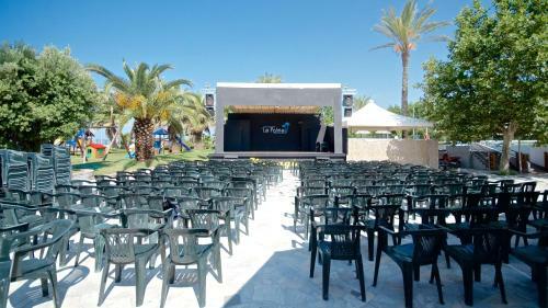 Viviendas Turisticas Villaggio Le Palme
