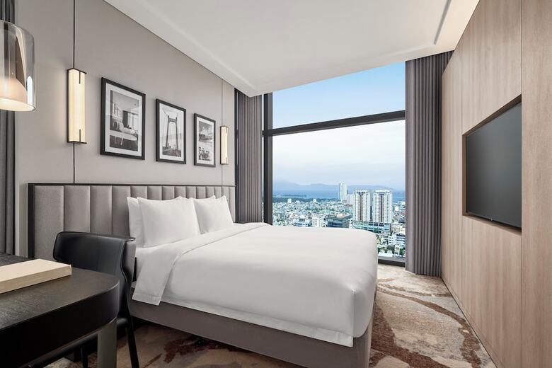 Hotel Crowne Plaza Danang City Centre By Ihg