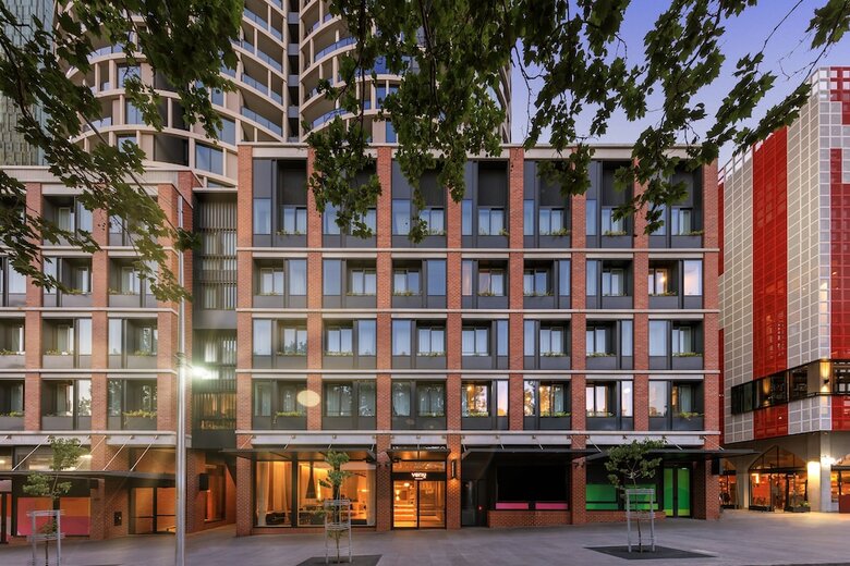 Hotel Veriu Queen Victoria Market