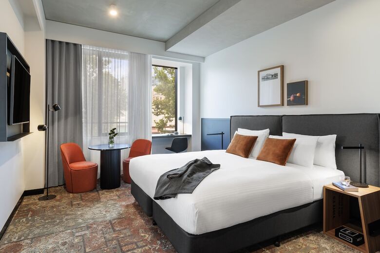 Hotel Veriu Queen Victoria Market